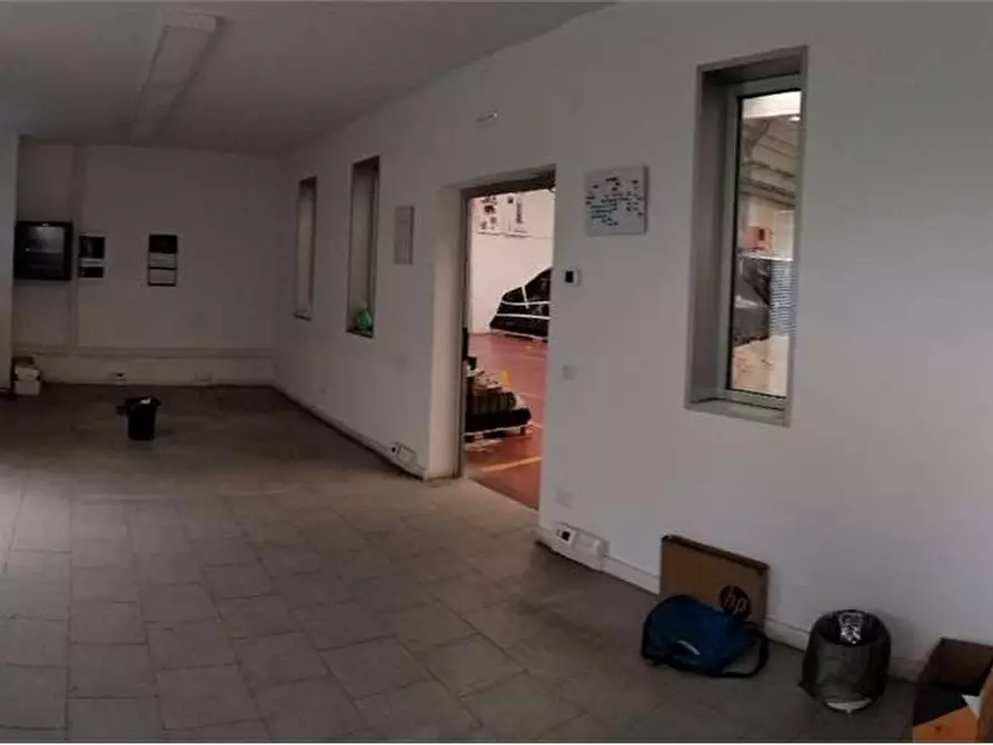 Immagine 7 di Capannone industriale in vendita  a Casalgrande