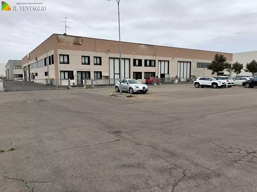Immagine 2 di Capannone industriale in vendita  a Casalgrande
