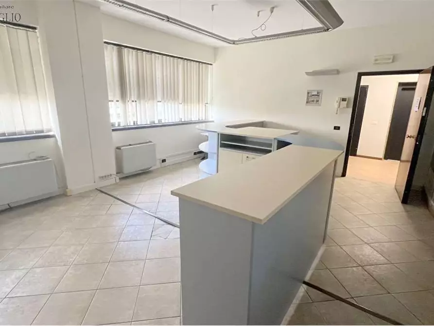 Immagine 3 di Ufficio in vendita  a Sassuolo