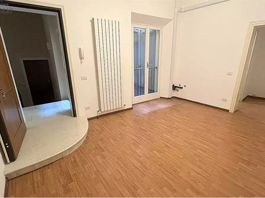 Immagine 1 di Ufficio in affitto  a Modena