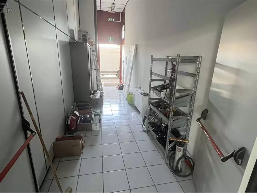 Immagine 5 di Ufficio in vendita  a Sassuolo