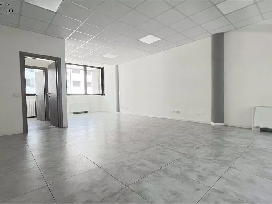 Immagine 1 di Ufficio in vendita  a Sassuolo