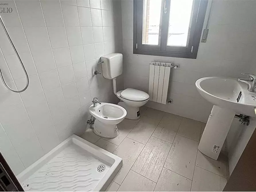 Immagine 5 di Ufficio in affitto  a Fiorano Modenese