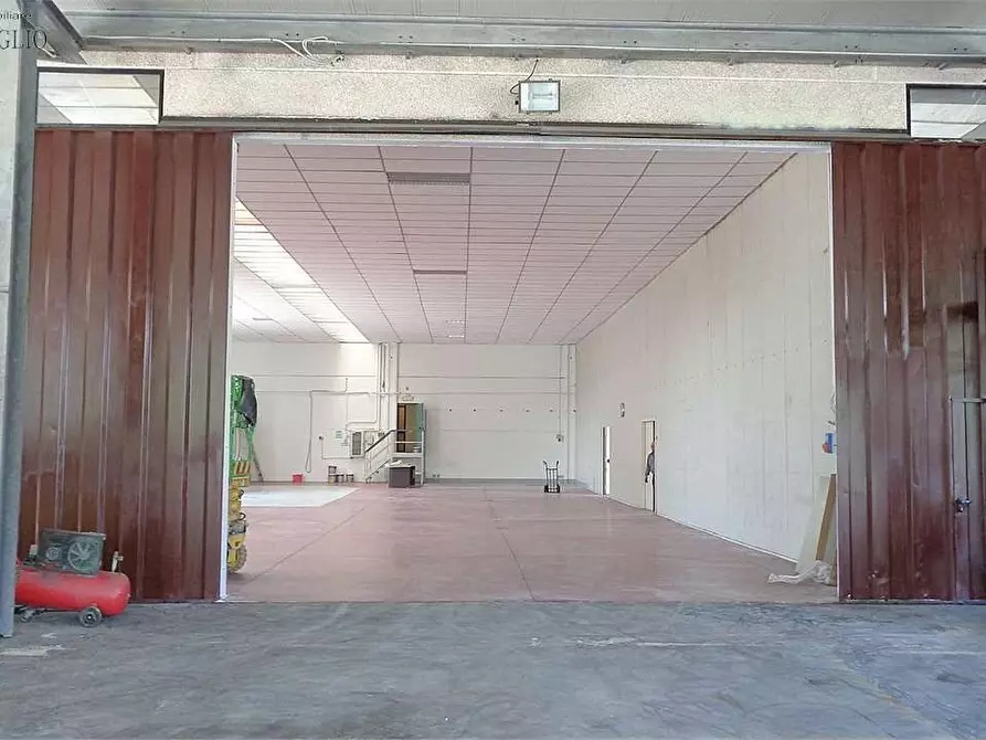 Immagine 3 di Capannone industriale in vendita  a Fiorano Modenese