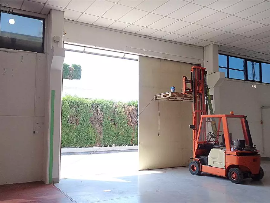 Immagine 4 di Capannone industriale in vendita  a Fiorano Modenese