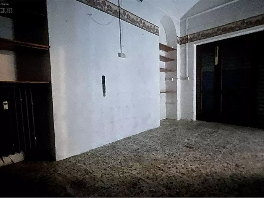 Immagine 4 di Magazzino in affitto  a Torino