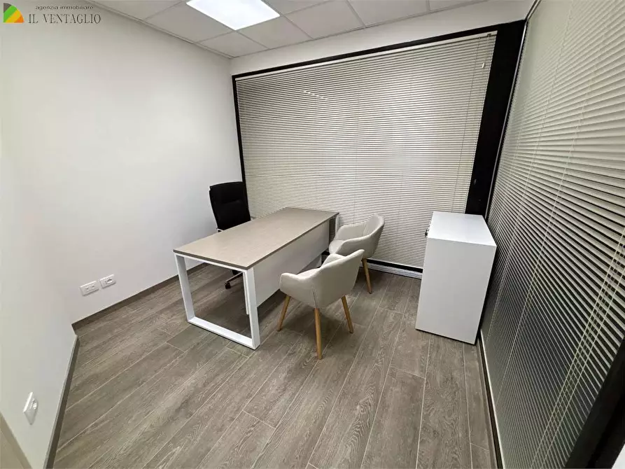 Immagine 1 di Ufficio in affitto  a Sassuolo