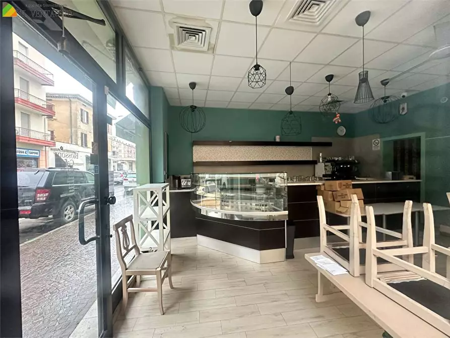Immagine 4 di Negozio in affitto  a Sassuolo