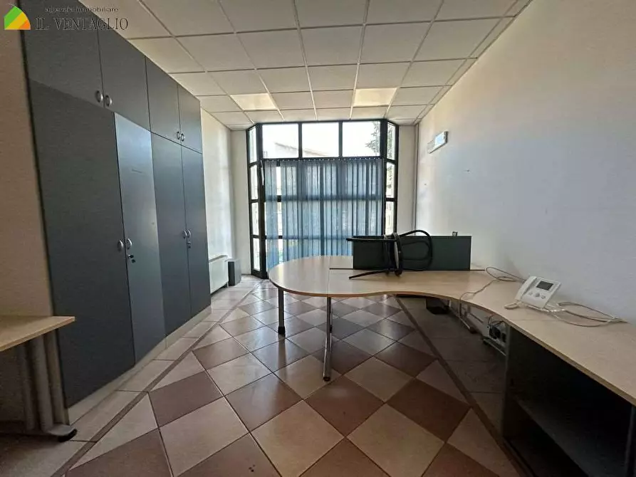 Immagine 9 di Capannone industriale in vendita  a Sassuolo