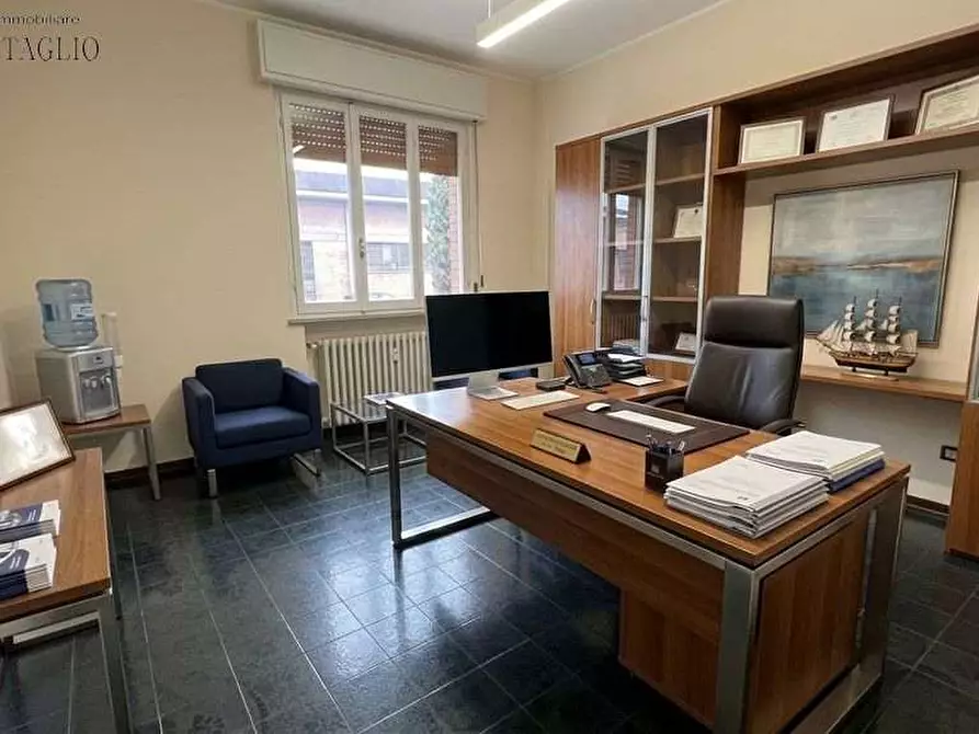 Immagine 3 di Ufficio in affitto  a Sassuolo