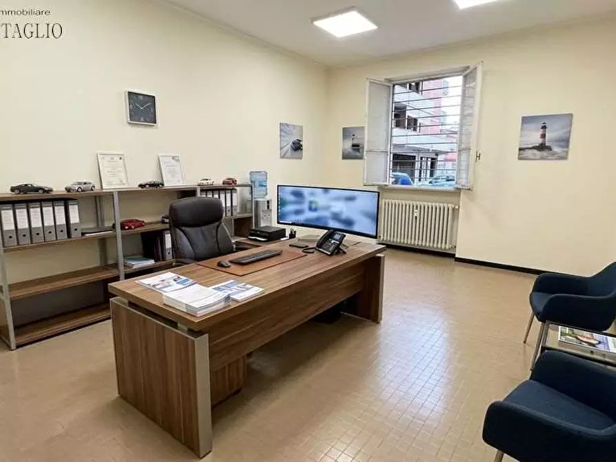 Immagine 4 di Ufficio in affitto  a Sassuolo