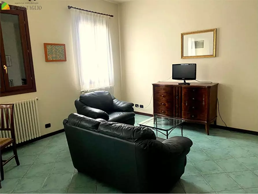 Immagine 2 di Bilocale in affitto  a Maranello