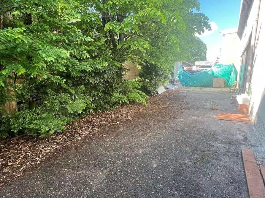 Immagine 2 di Capannone industriale in vendita  a Sassuolo