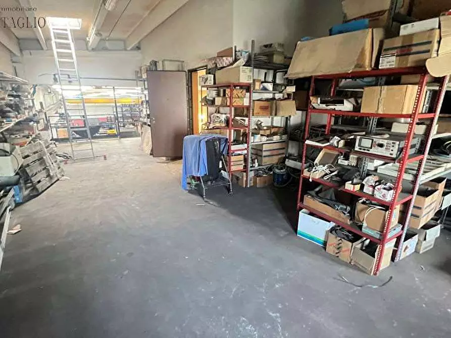 Immagine 10 di Capannone industriale in vendita  a Casalgrande