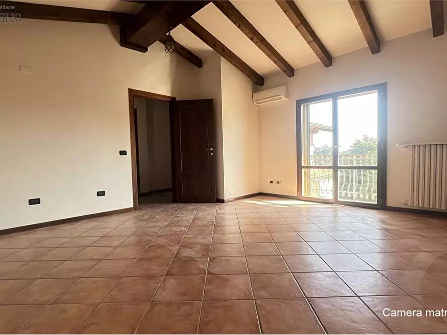 Immagine 10 di Attico in vendita  a Vignola