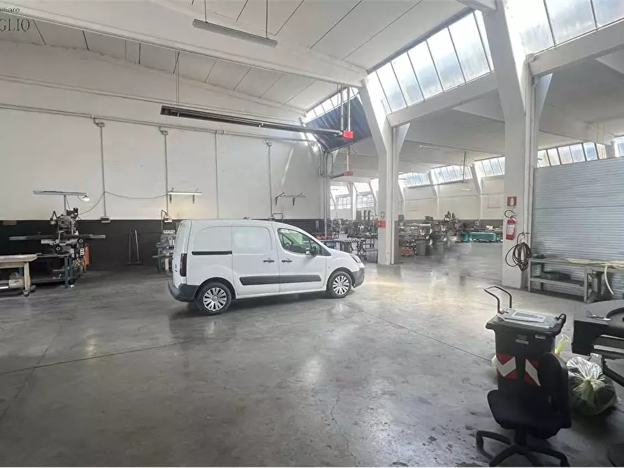 Immagine 3 di Capannone industriale in vendita  a Sassuolo