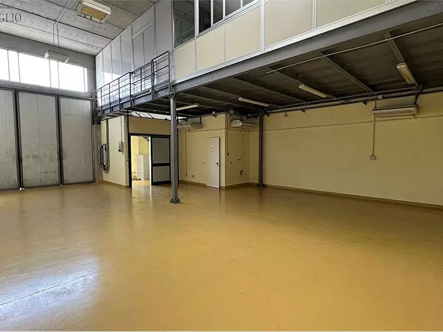 Immagine 1 di Capannone industriale in vendita  a Sassuolo