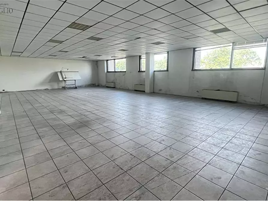 Immagine 10 di Capannone industriale in vendita  a Fiorano Modenese