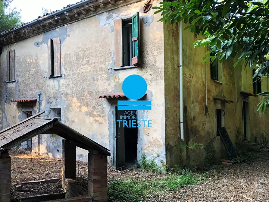 Immagine 4 di Rustico / casale in vendita  a Pesaro