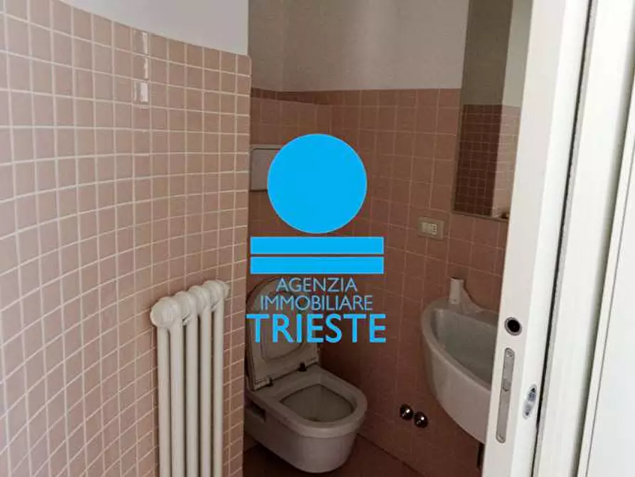 Immagine 12 di Trilocale in affitto  a Pesaro