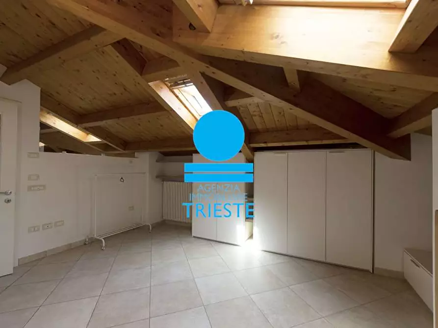 Immagine 7 di Trilocale in affitto  a Pesaro