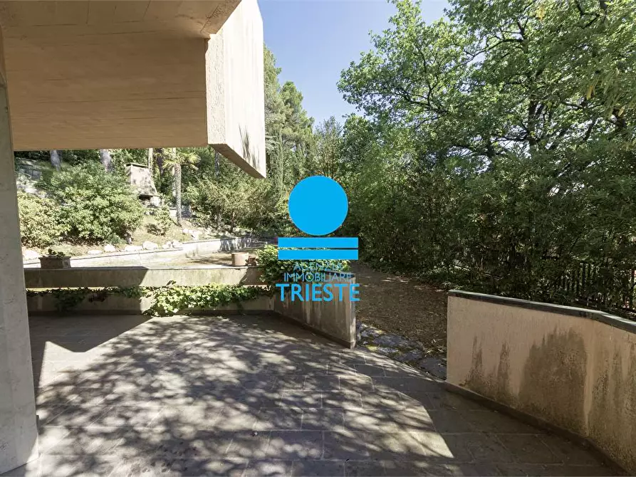 Immagine 25 di Villa in vendita  a Pesaro