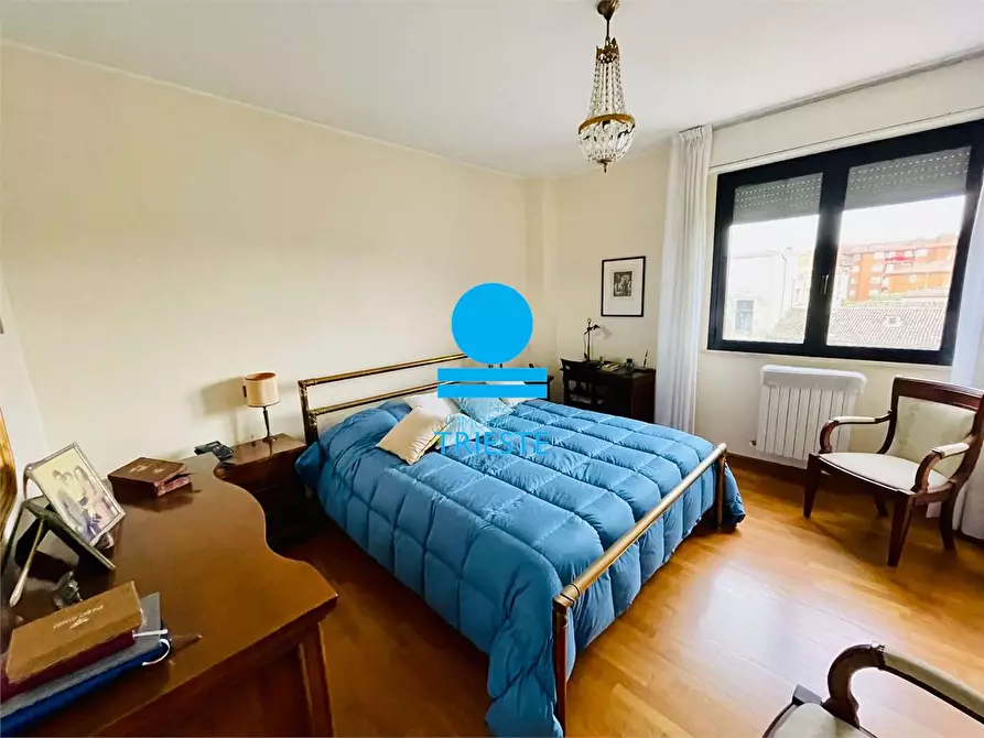 Immagine 21 di Appartamento in affitto  a Pesaro