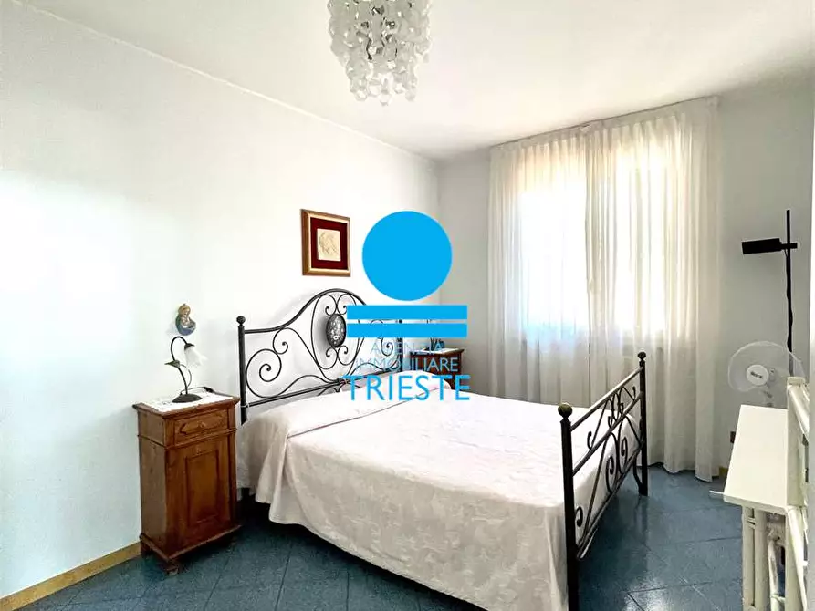 Immagine 19 di Villa in vendita  a Pesaro