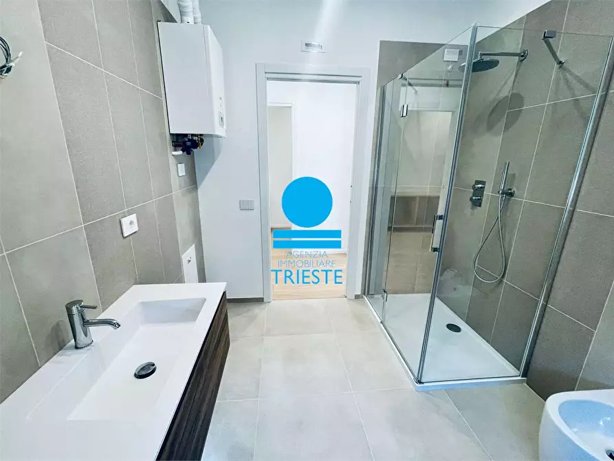 Immagine 16 di Appartamento in affitto  a Pesaro