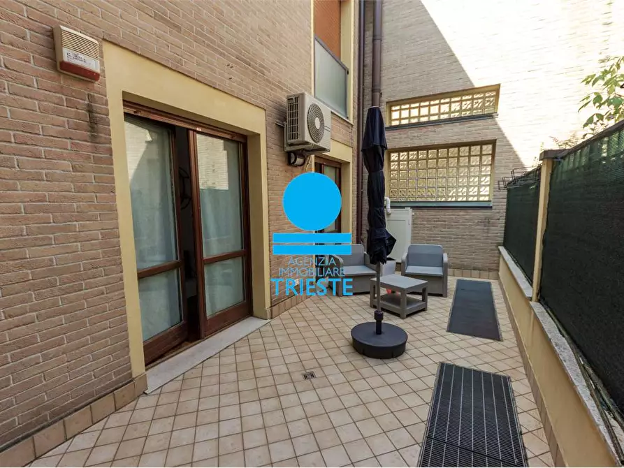 Immagine 1 di Appartamento in affitto  a Pesaro