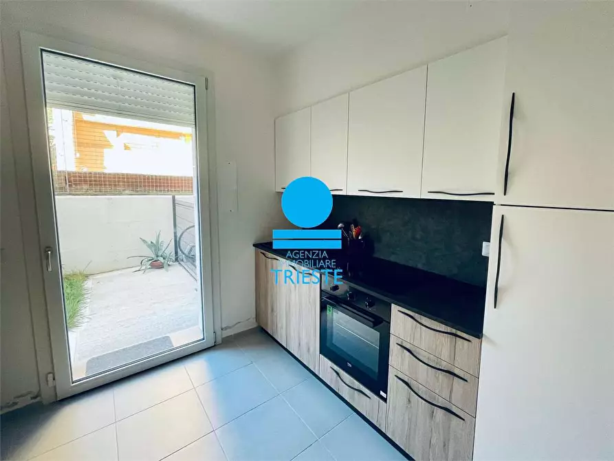 Immagine 2 di Appartamento in affitto  a Pesaro