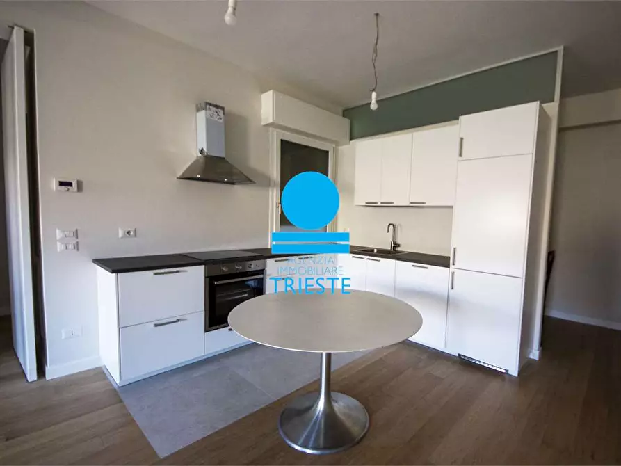 Immagine 2 di Trilocale in affitto  a Pesaro