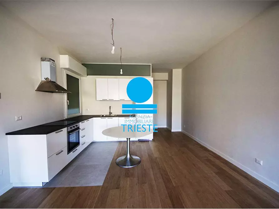 Immagine 3 di Trilocale in affitto  a Pesaro