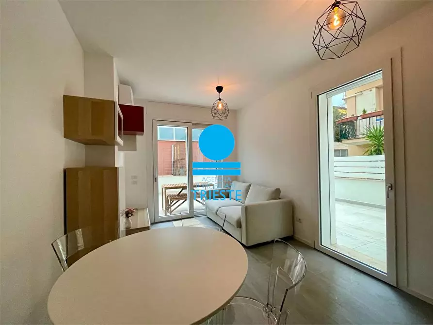 Immagine 1 di Appartamento in affitto  a Pesaro