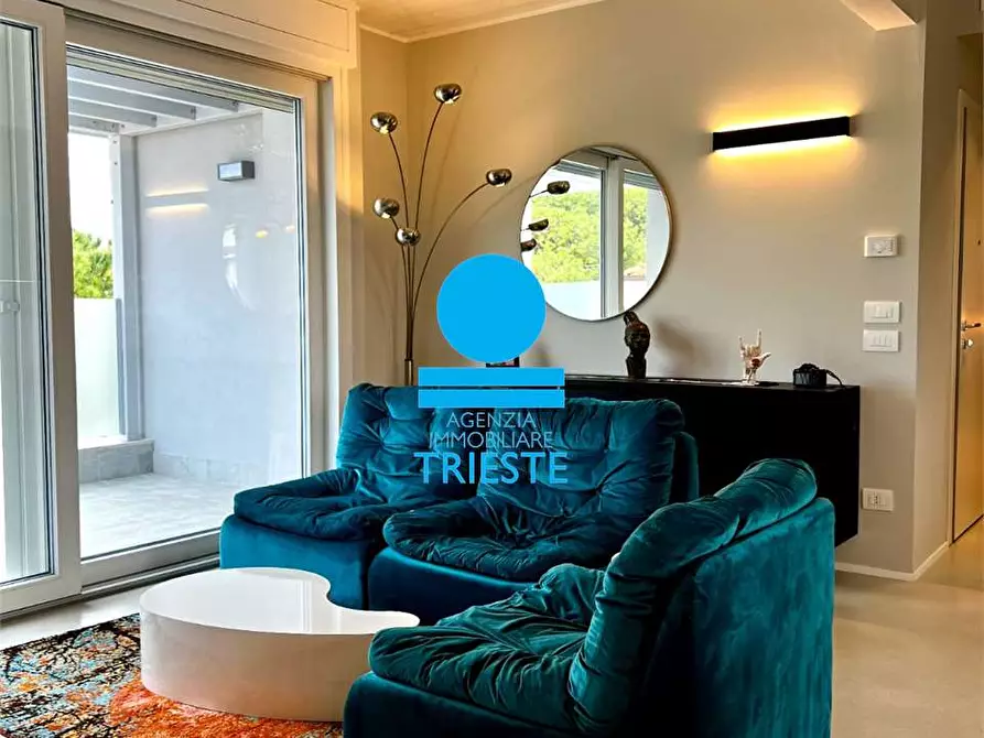 Immagine 2 di Attico in vendita  a Pesaro