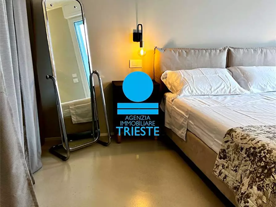 Immagine 15 di Attico in vendita  a Pesaro