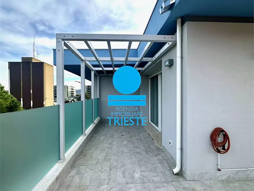 Immagine 28 di Attico in vendita  a Pesaro