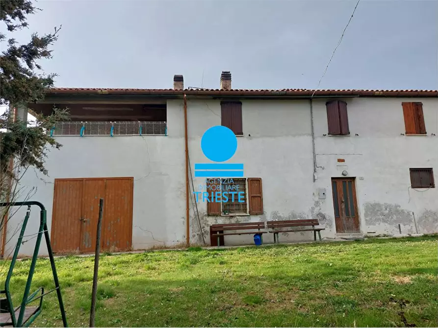 Immagine 4 di Rustico / casale in vendita  a Tavullia
