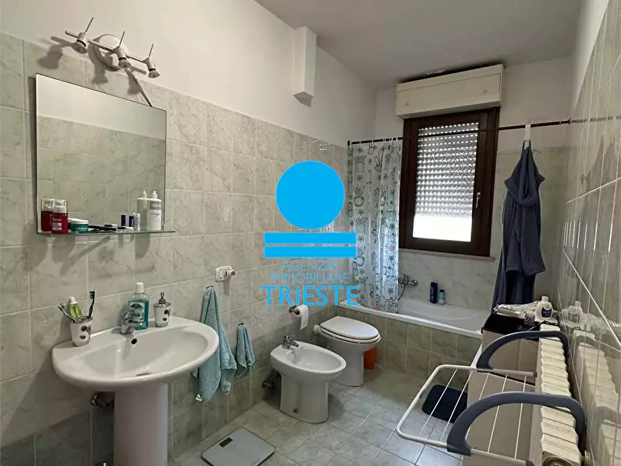 Immagine 6 di Trilocale in vendita  a Urbino