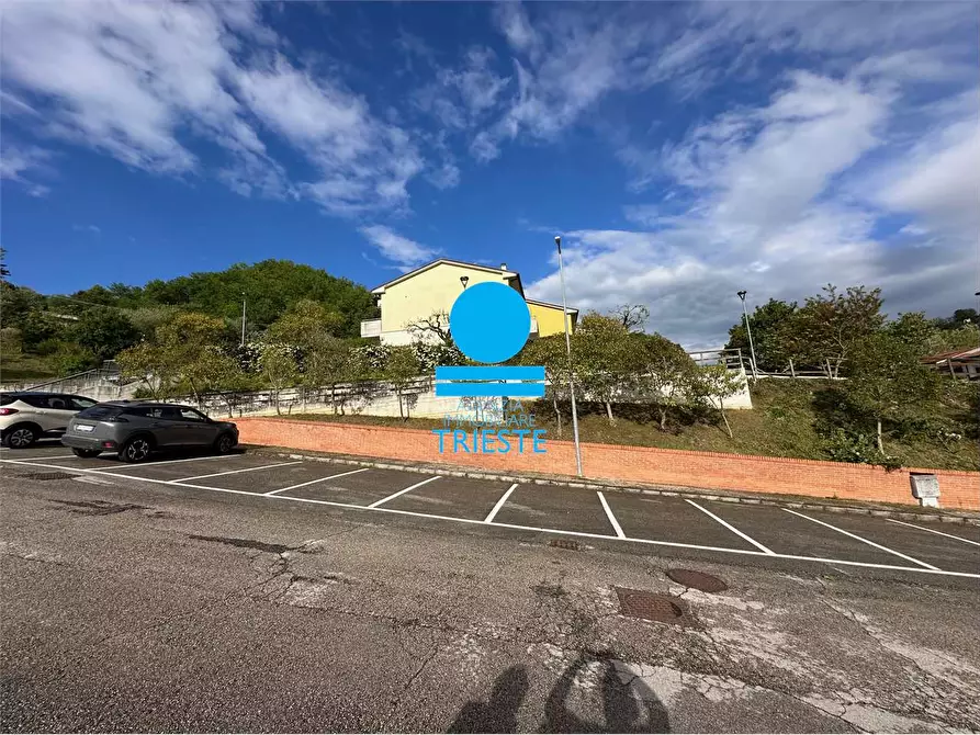 Immagine 8 di Trilocale in vendita  a Urbino