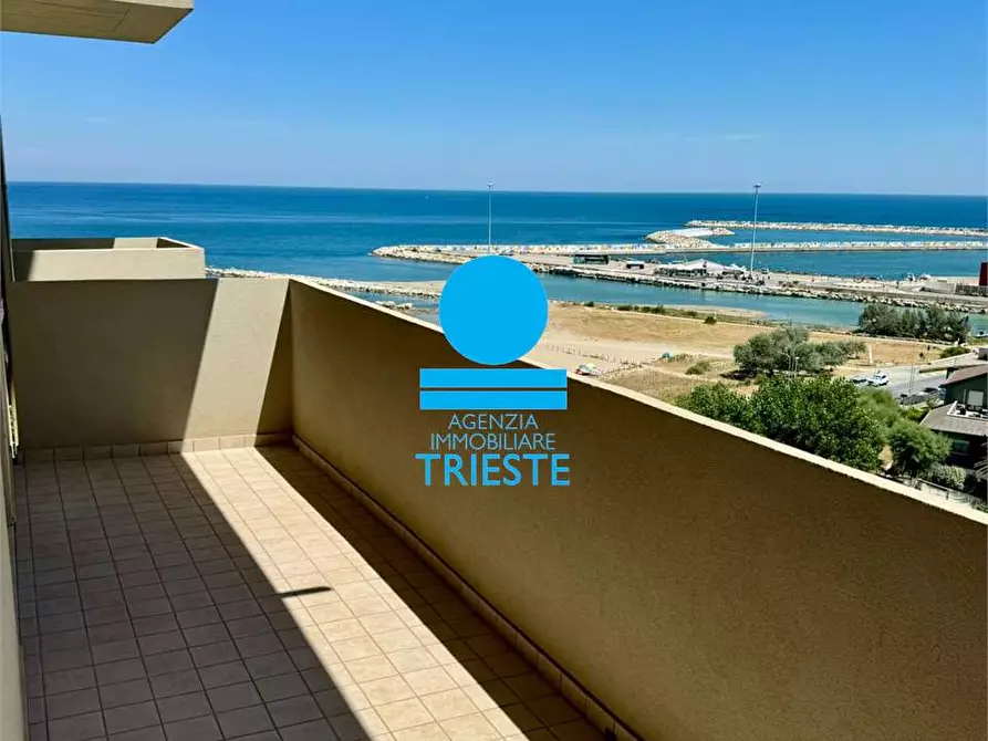 Immagine 9 di Trilocale in affitto  in viale berna 12 a Pesaro