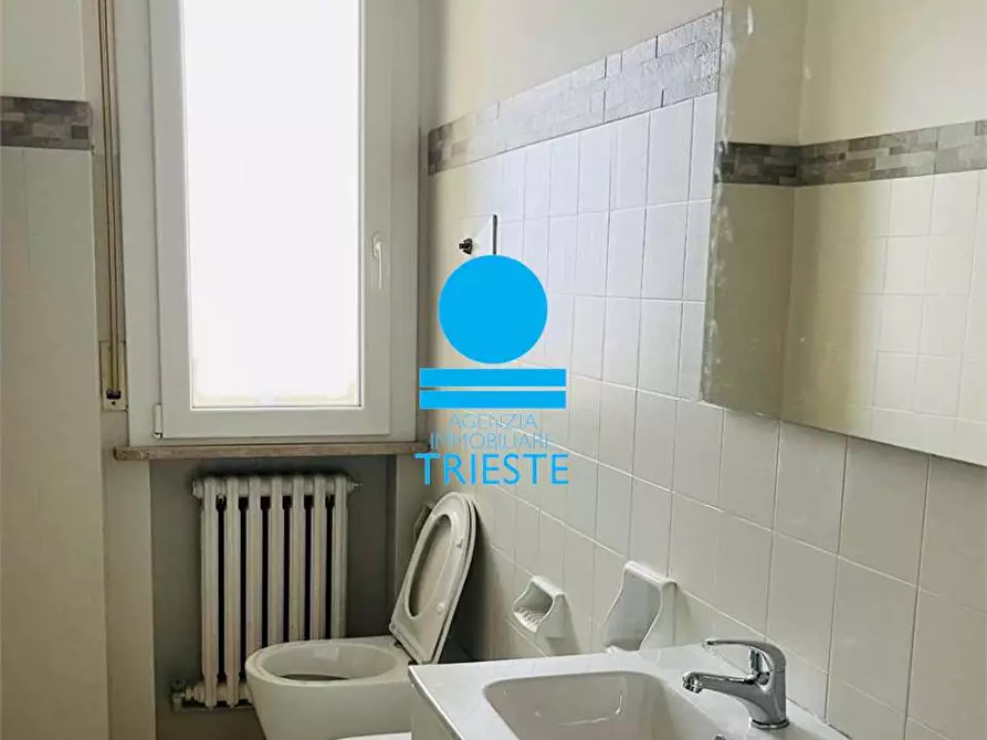 Immagine 11 di Trilocale in affitto  in viale berna 12 a Pesaro