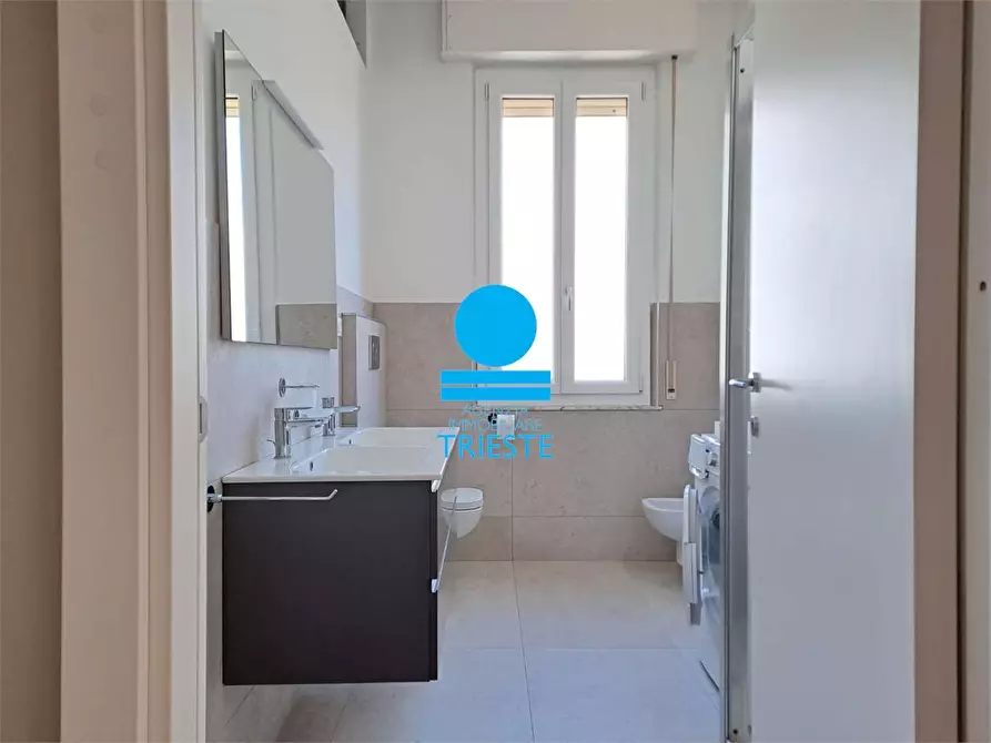 Immagine 25 di Quadrilocale in affitto  a Pesaro