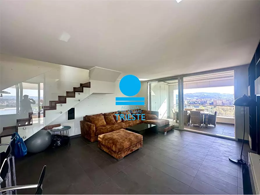 Immagine 1 di Attico in vendita  a Pesaro