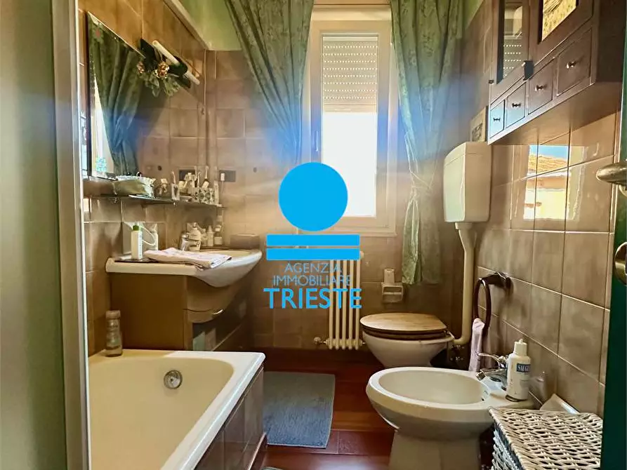 Immagine 11 di Quadrilocale in vendita  a Montelabbate