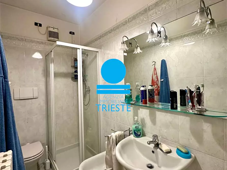 Immagine 18 di Quadrilocale in vendita  a Pesaro