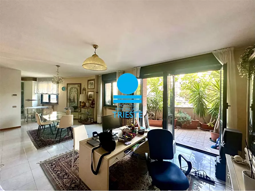 Immagine 1 di Quadrilocale in vendita  a Pesaro