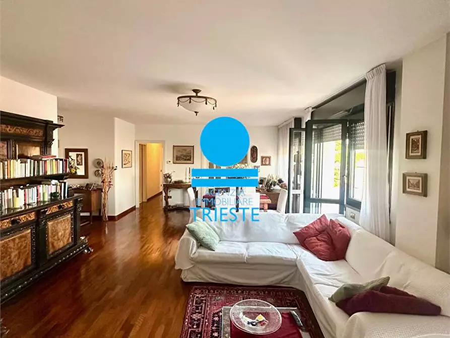 Immagine 1 di Attico in vendita  a Pesaro