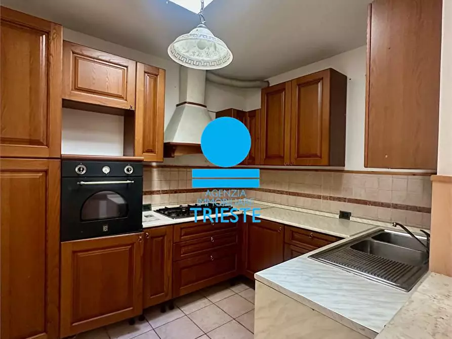 Immagine 7 di Villa in vendita  in via Monte Ardizio  51 a Pesaro