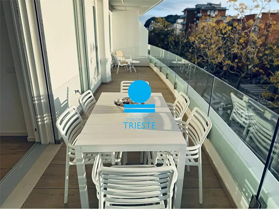 Immagine 1 di Bilocale in affitto  a Pesaro